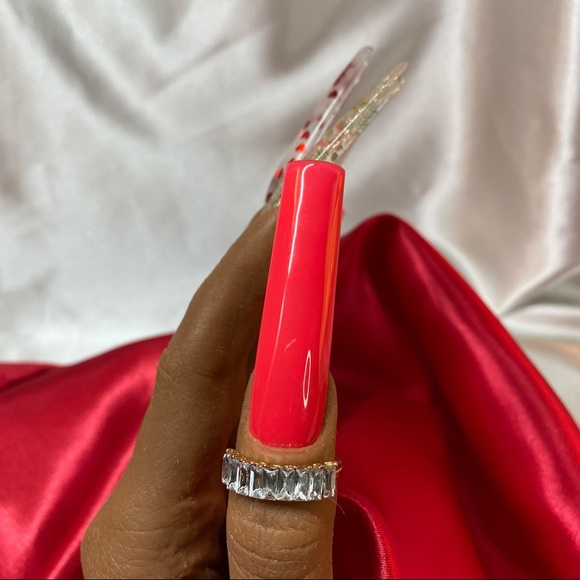 10 piece Press Ons Maximum Square size Medium - Picture 5 of 11